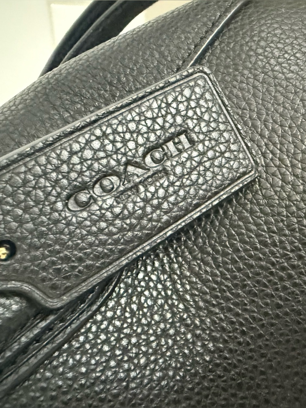 Coach pebbled leather shoulder bag with removable strap for a Crossbody fit - Picture 7 of 13